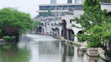 宿舍有哪些省钱且热一下就能吃的半成品食物可以推荐？游戏画面